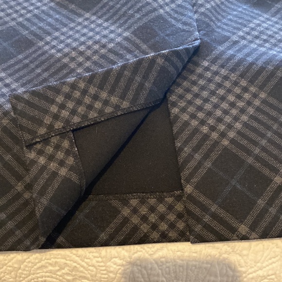 Skirt - Picture 3 of 4